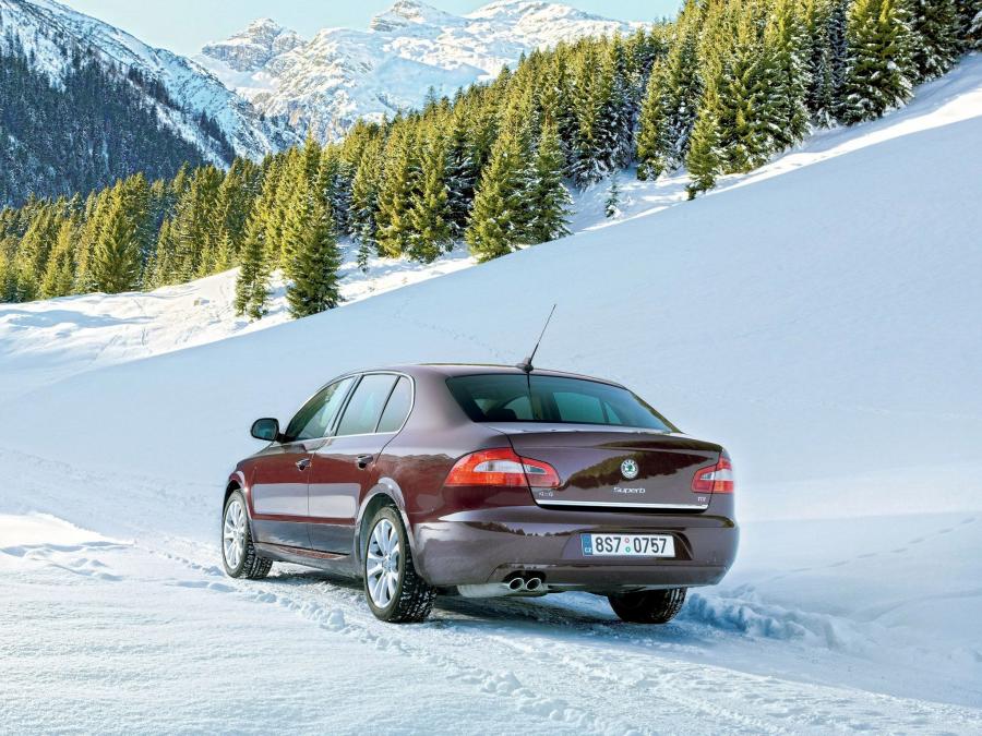  Skoda Superb 4x4 2009 года  (фото 3 из 19)